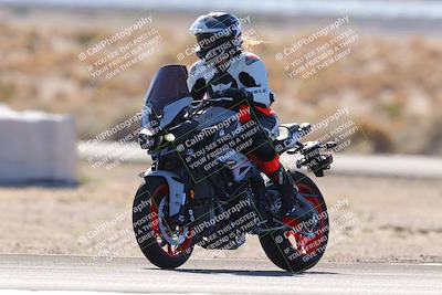 media/Dec-18-2022-SoCal Trackdays (Sun) [[8099a50955]]/Turn 7 Backside (1125am)/